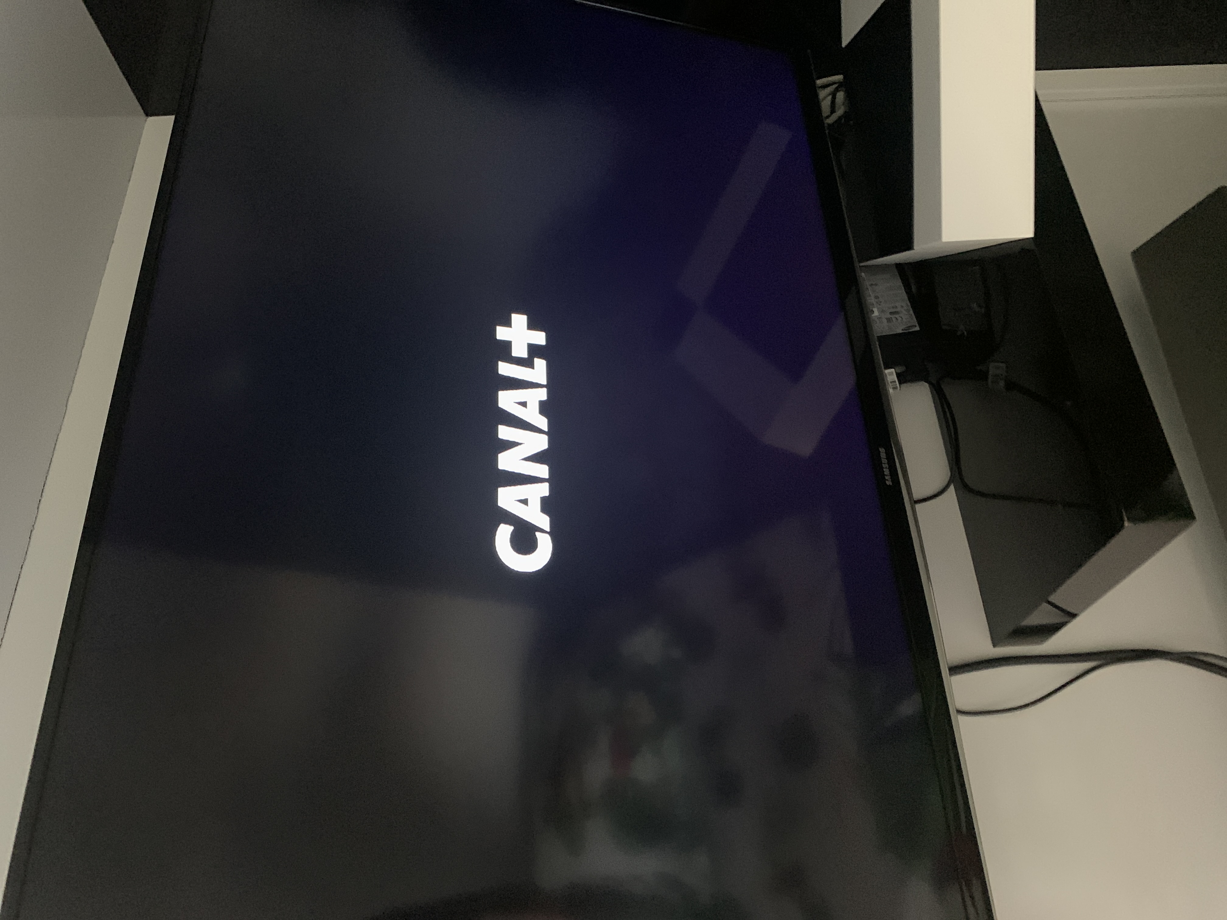 Decodeur Canal Plus Bloqué Sur L'heure Bloquer sur canal+ - Avec Réponse(s)